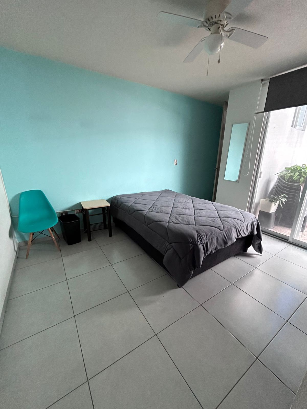 LINDA HABITACIÓN BUSCA ROOMIE — foto 2 de 6